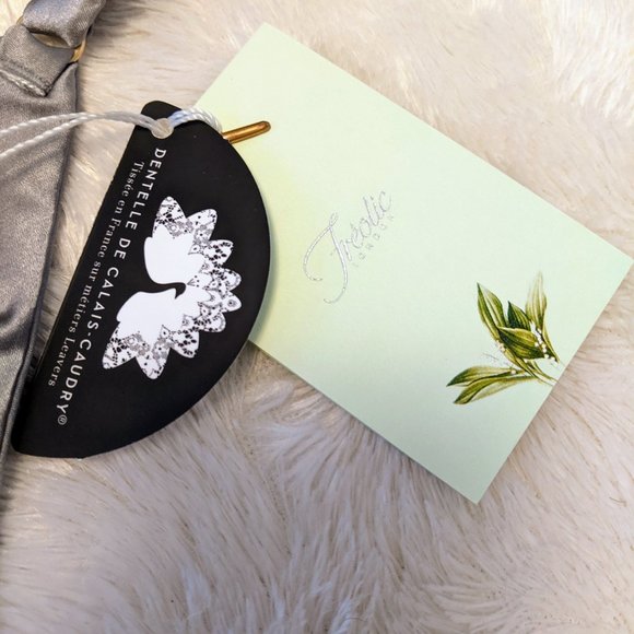 Fréolic London luxury lingerie set (36E/XL) - Picture 3 of 5